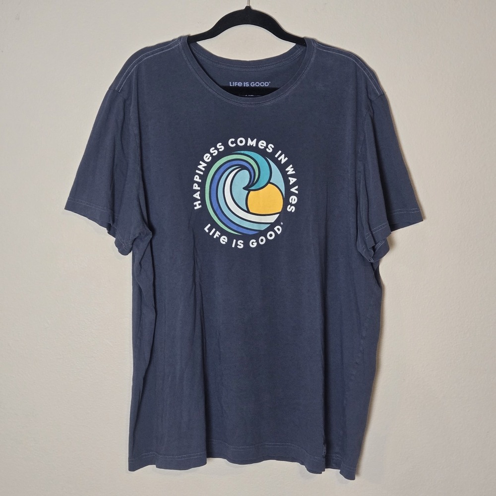 Life Is Good Shirt Mens XL Blue Happiness Comes In Waves Ocean Surf Crusher Tee